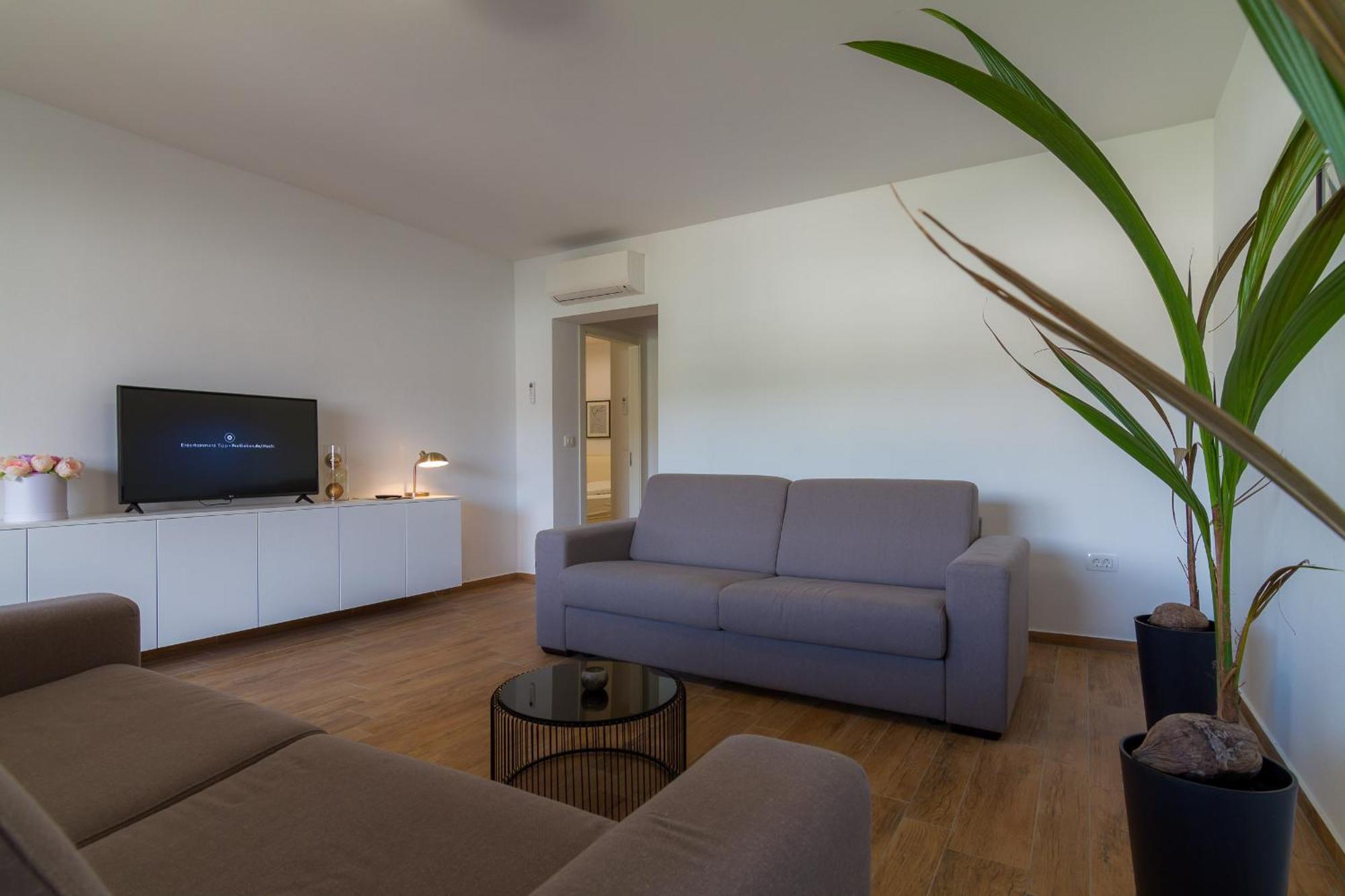 Royal 4* Supetarska Draga